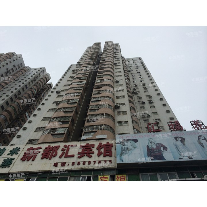 汇福花园101平 底价270万 3房可改4房 无税 正地铁口物业 西南向